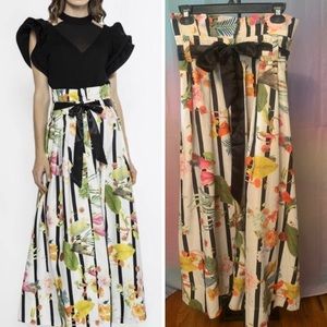 Gracia Floral Printed Skater Maxi Skirt